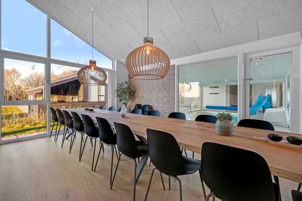 Sommerhus til 16 personer 